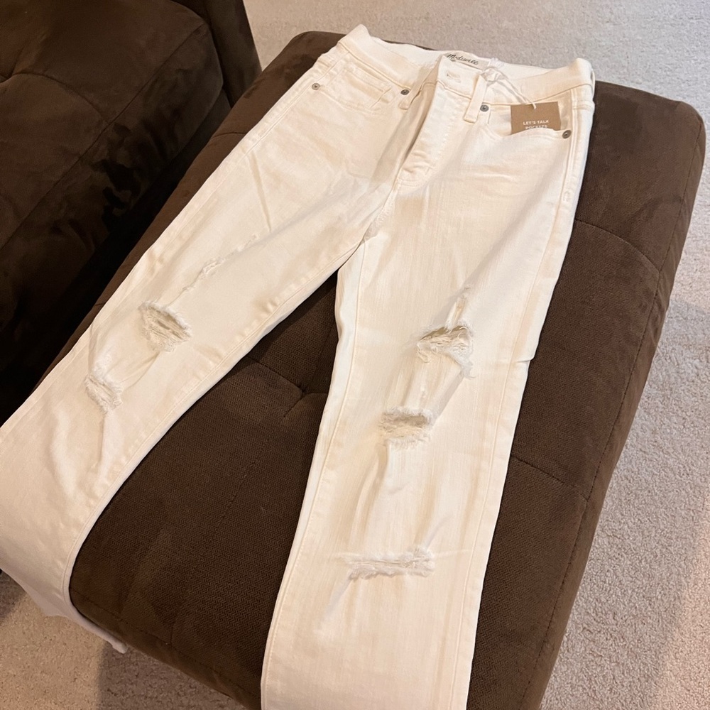 Madewell White Distressed Women's Jeans (NWT)